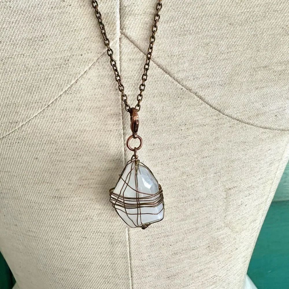 Brass tone wire wrapped pendant necklace